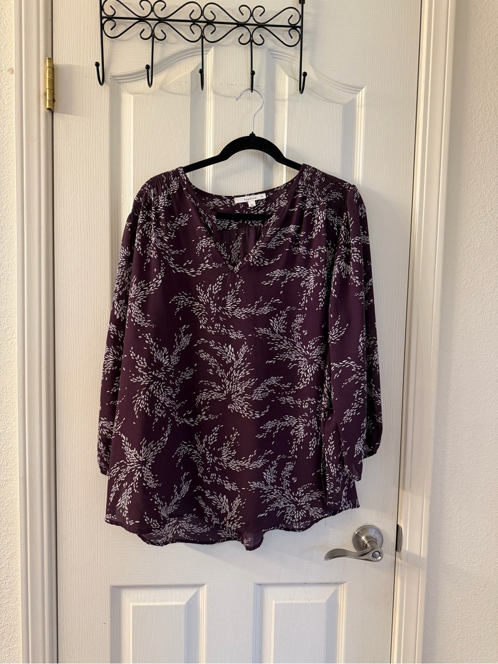 fun 2 fun Plum Floral Print V-Neck Blouse